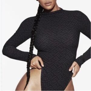 FENDI x SKIMS Black Long Sleeve Bodysuit Size 2X